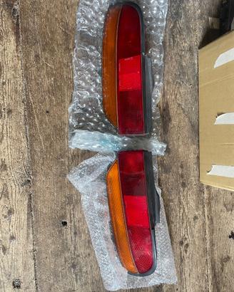 Nissan S13 fari posteriori