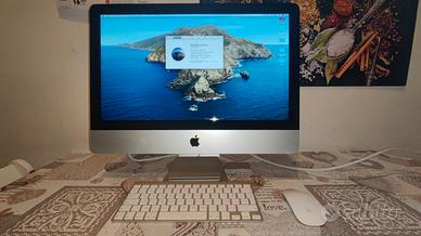  iMac 21,5 late 2013 in perfetto stato. 
