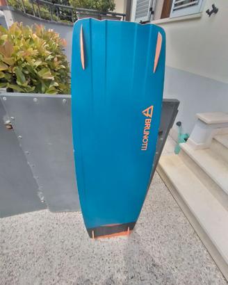 Tavola kiresurf