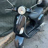 Vespa LX 125