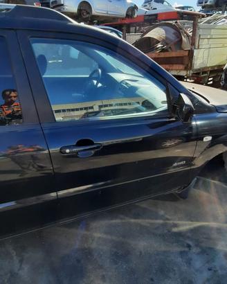 KIA SPORTAGE 4WD 2008 - PORTA ANTERIORE DESTRA
