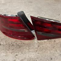 Fanali posteriori alogeni a3 8v