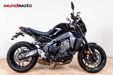 YAMAHA MT 09 - 2023