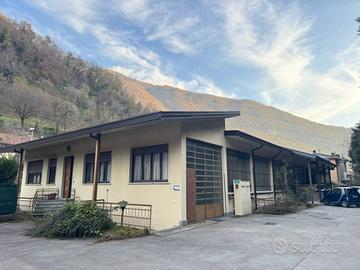 Immobile di 700 m² a Canzo