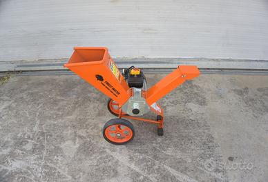 Trituratore cippatore