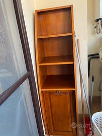Cassettiera in legno