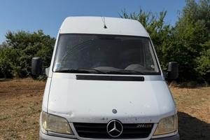 Mercedes Sprinter 211