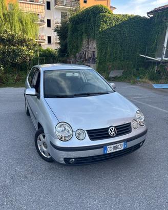 Volkswagen Polo 1.4/75CV 16V 5p. Sportline