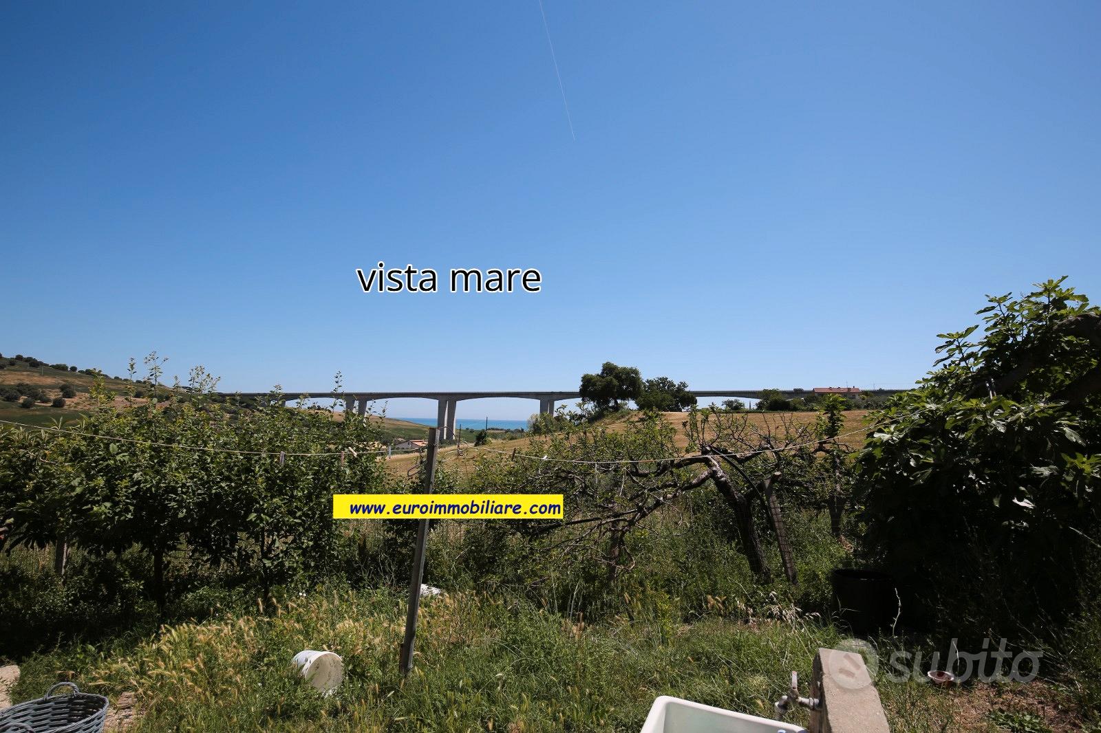 Terreno di 1 ettaro con fabbricato vista mare - Vista 3