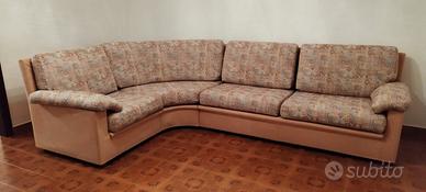 Divano ad angolo artigianale