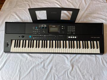 Pianola Yamaha PSR-EW425