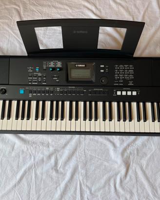 Pianola Yamaha PSR-EW425