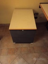 cassettiera su ruote