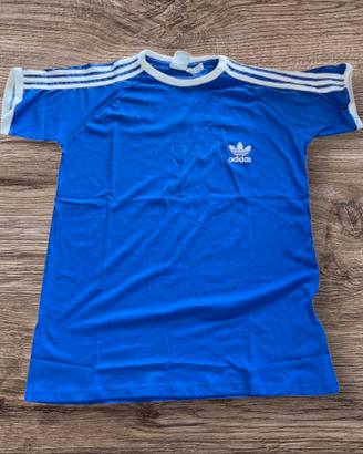 Adidas tee