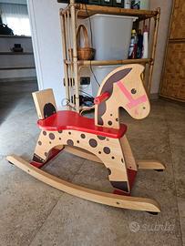 Cavallo a dondolo