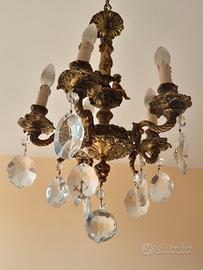 Lampadario vintage in ottone stile barocco
