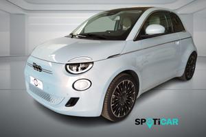 FIAT 500e Berlina 42 kWh La Prima