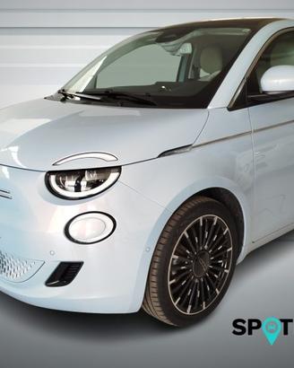 FIAT 500e Berlina 42 kWh La Prima