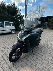 Honda SH125i VETRO (2024) — Edizione Speciale