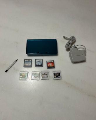Nintendo 3DS Blu con 7 giochi + caricatore e penna