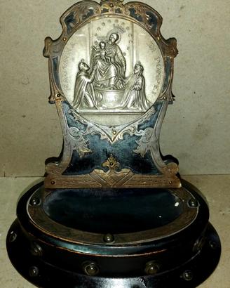 Art noveau . oggetto sacro da comodino liberty