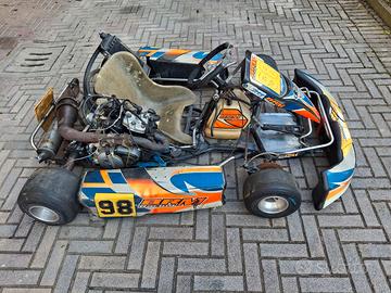 Kart con motore cagiva 160cc