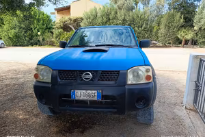 Nissan navara d22