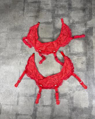 Reggicalze vintage La Perla in pizzo rosso
