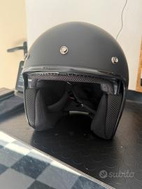 Casco jet