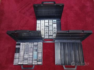 Valigette per diapositive complete di raccoglitori