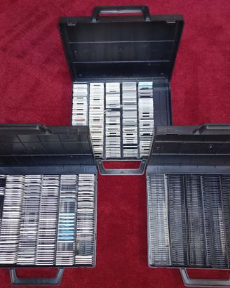 Valigette per diapositive complete di raccoglitori