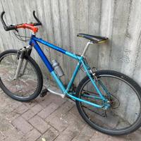 Mountain Bike 26”x1.95 - 24 rapporti Shimano
