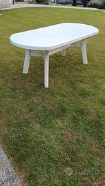 Tavolo da giardino