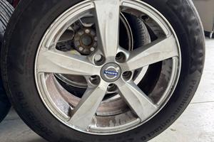 Cerchi in lega Volvo