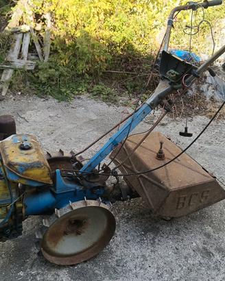 Motocoltivatore BCS 10 HP con molti accessori