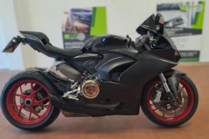 DUCATI Panigale V2 .