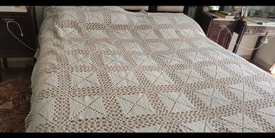 copriletto uncinetto 