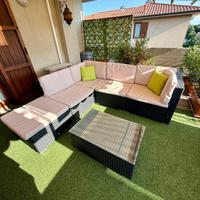 Divanetto componibile in rattan nero