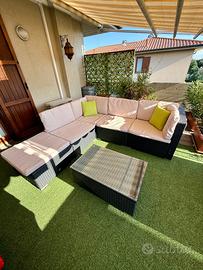 Divanetto componibile in rattan nero