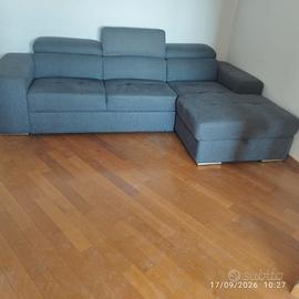 divano con contenitore