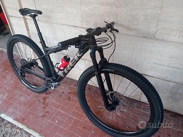 Trek supercaliber 9.8 gen 1 