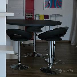 4 Sgabelli da bar simil  pelle. Altezza regolabile