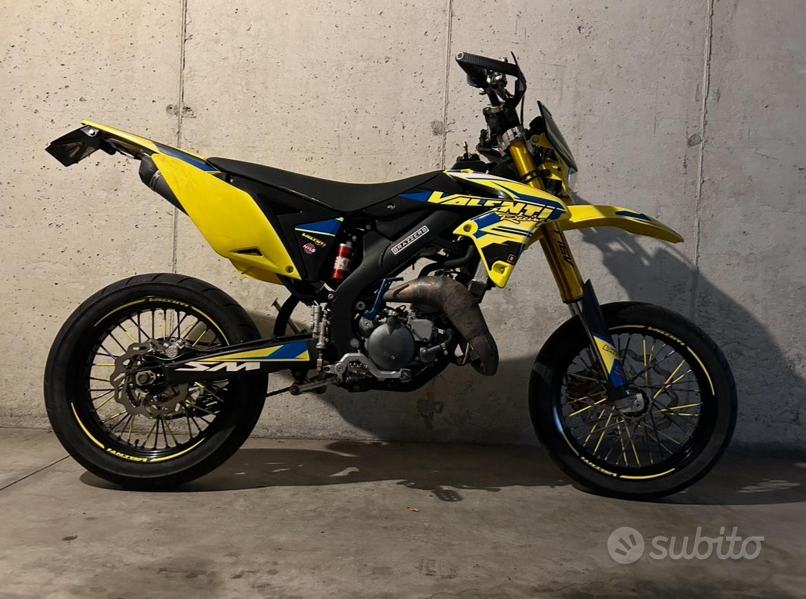 Moto Valenti 50 2022 Motard Valenti 50 Rosa Prezzo Valenti 50