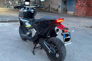 Honda X-ADV 750 - 2024