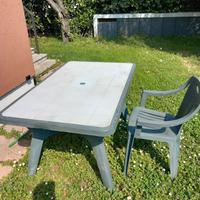 Tavolo giardino e 6 sedie