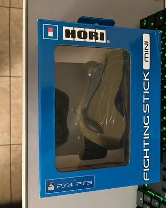 Hori Fighting stick mini per PS3/PS4