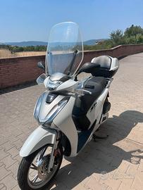 Honda SH 150i ABS Start&Stop 1554 km