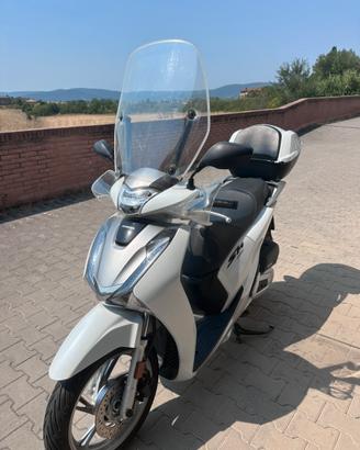 Honda SH 150i ABS Start&Stop 1554 km
