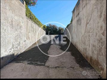 Garage Via Pola Pomezia