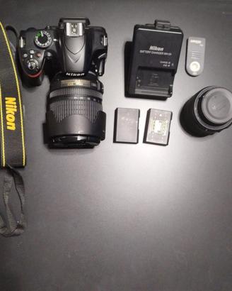 Nikon D3200+obiettivi+zaino
